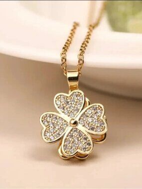 Sparkly Cubic Zirconia Rotating Four Leaf Clover Spin Pendant 16" Chain